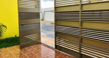 Bonita Casa Vacacional en Las Americas, Mérida