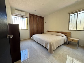 2 camere, ferro/asse da stiro, Wi-Fi gratuito, lenzuola