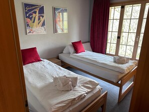 2 bedrooms, free WiFi, bed sheets