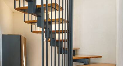 Aki Gray Apartment Serene Oasis