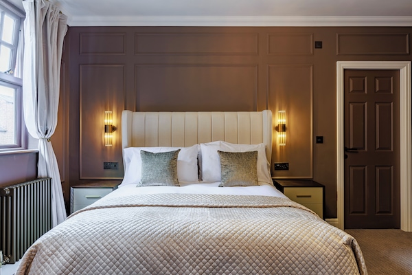 Deluxe Double Room, Ensuite | Peralatan tempat tidur premium, tilam berlapik