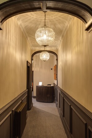Lobby - The Seven (Chester)