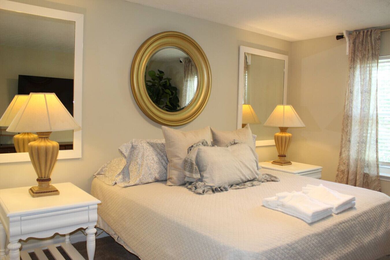 3 bedrooms, WiFi, bed sheets