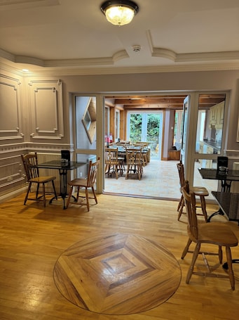 Desayuno completo incluido todos los días