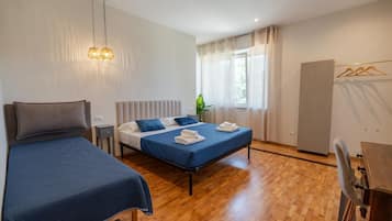 1 bedroom, iron/ironing board, travel crib, WiFi
