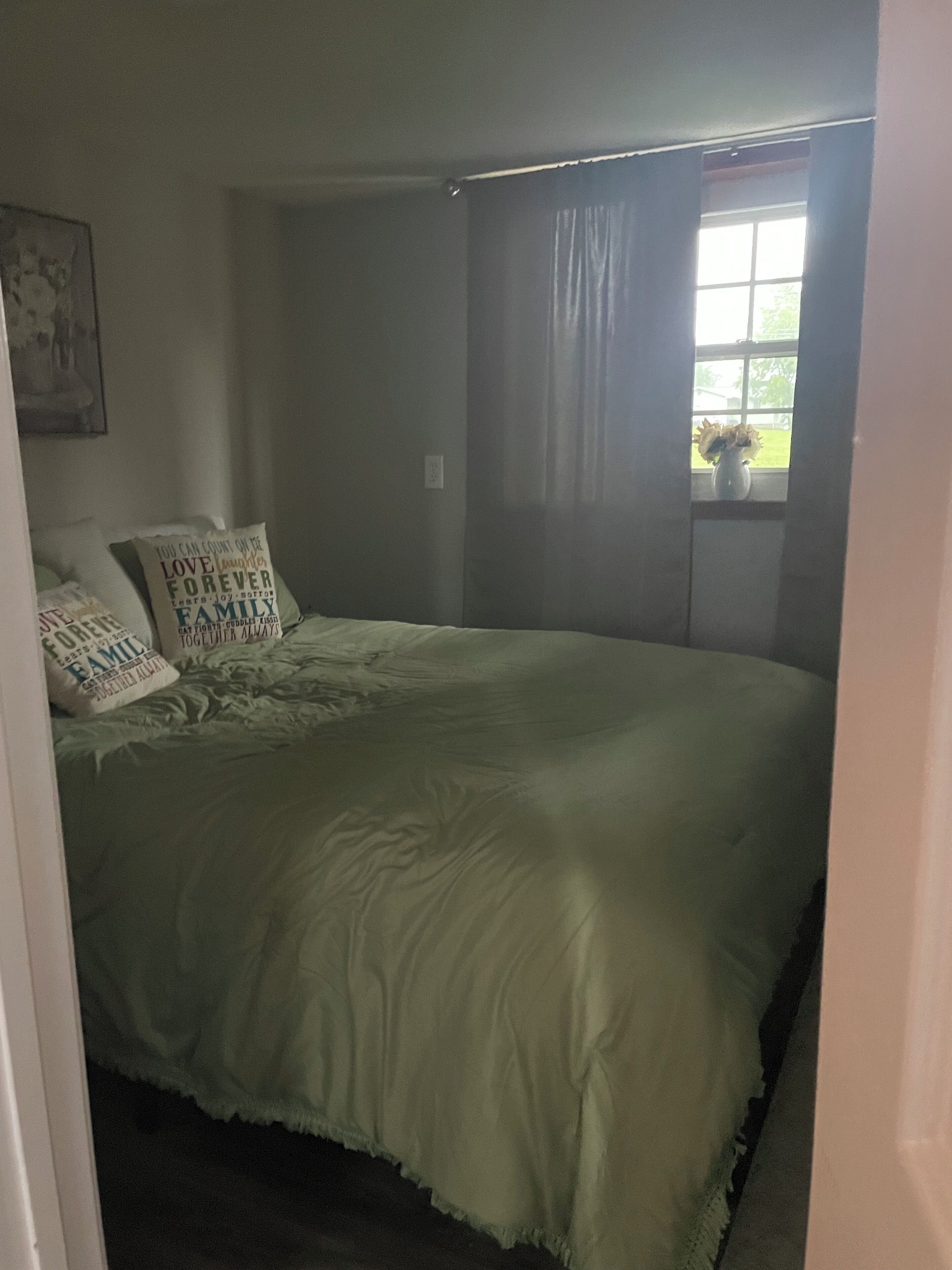 2 bedrooms, WiFi, bed sheets