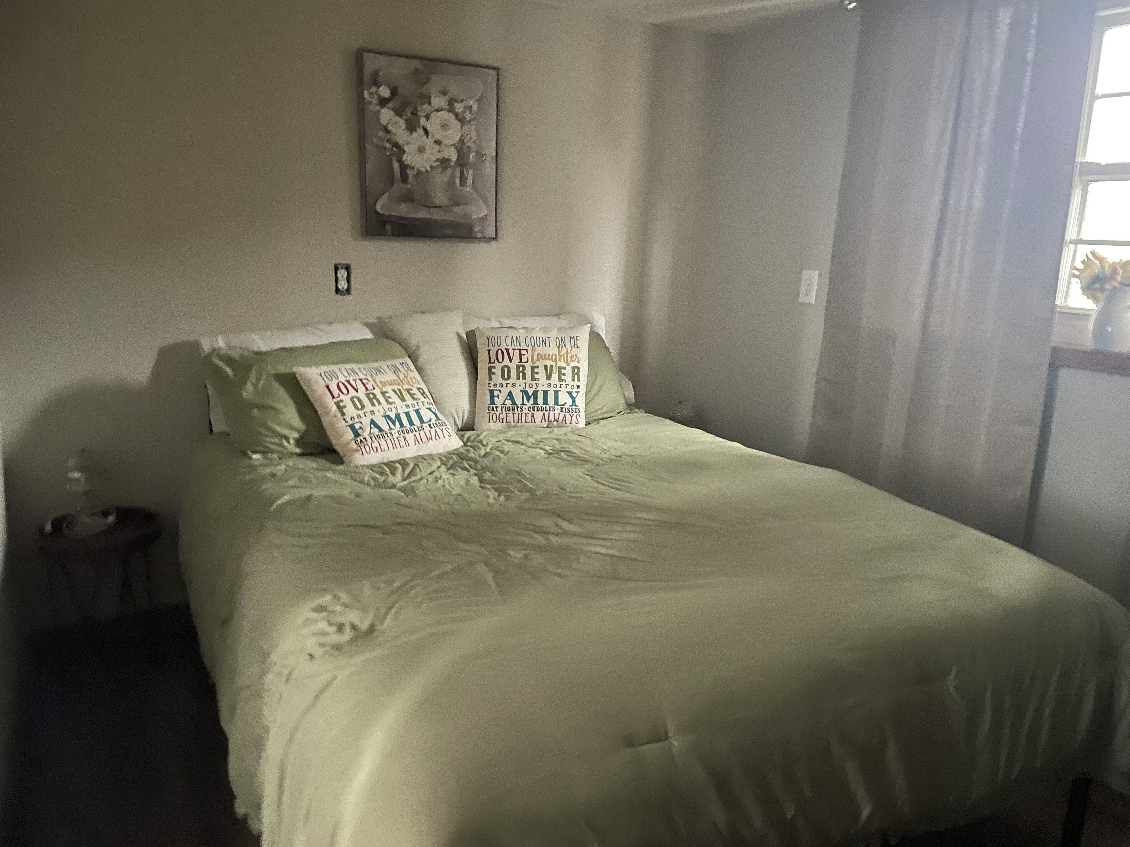 2 bedrooms, WiFi, bed sheets