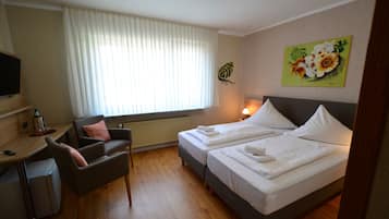 Standard-Doppelzimmer | Wohnbereich | Kinderspielzeug