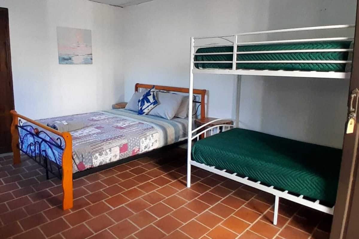 Appartement, accĂšs piscine