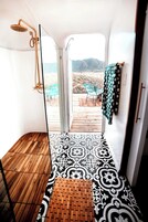 Mobile Home, Mountain View | Bathroom | Hair dryer, towels, soap, shampoo