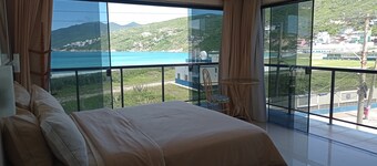 Pousada Canto da Baleia Ltda