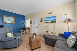 Unclassified image, 4 of 37, button - Beach Access Steps Away: Your South Padre Retreat (South Padre Island)