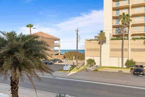 Property grounds - Beach Access Steps Away: Your South Padre Retreat (South Padre Island)