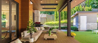 Opulent Retreat  Pool, Spa, Hot tub & Theater