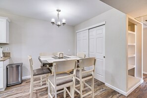 Dining - 3 Mi to Downtown Reno: Charming Condo w/ Patio (Reno)