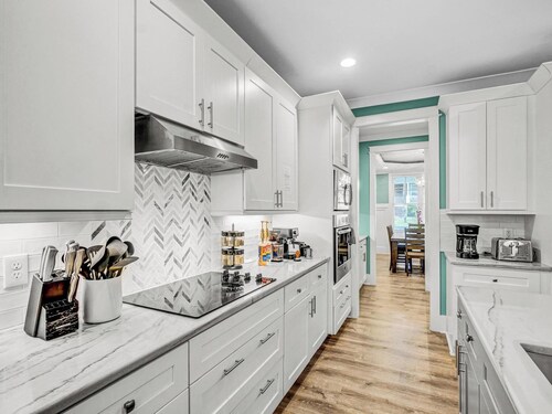 Exquisite Downtown Retreat2 Min to DPAC 5 Min Duke

