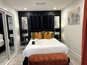 1 habitación, tabla de planchar con plancha, wifi y ropa de cama 