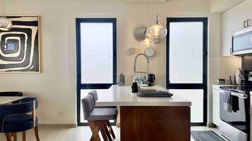 Fridge, microwave, oven, stovetop