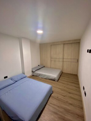 2 camere, ferro/asse da stiro, Wi-Fi, lenzuola