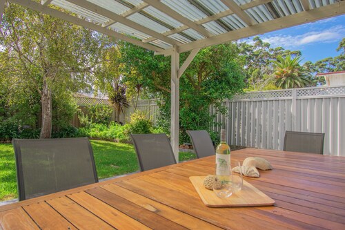 Access the Gap, Natural Bridge and more from this spacious 4 bed, 2 bath home