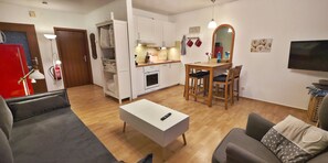 تلفزيون ذكي، كُتُب، ستيريو