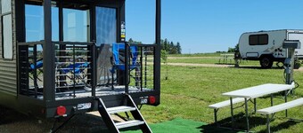 Ridgetop Retreat Tiny Home, Dakota MN