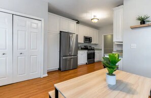 Fridge, microwave, oven, stovetop - 30+ day - Chics Beach Area, Short Walk to Beach! (Virginia Beach)