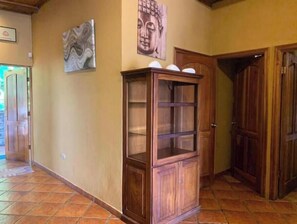 Interior - Infinity Lounge Party's House (Garabito)