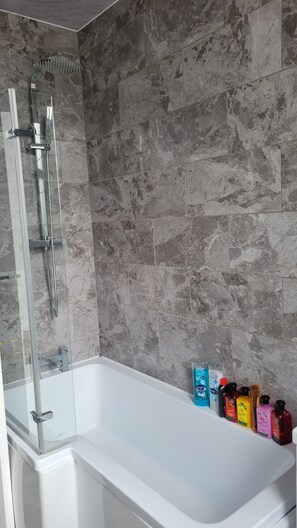 Bathroom - Timann Place (Manchester)
