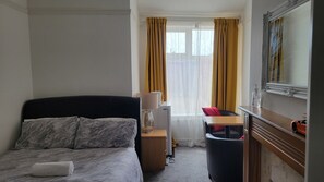 مكواة/لوح كي وواي فاي مجانًا