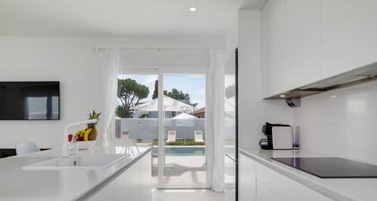 Elena Sea Villa with Private Pool, Wi-Fi, and Air Conditioning