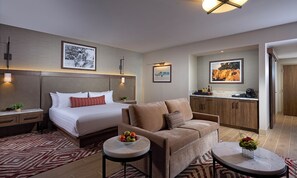 Superior Room, 1 King Bed with Sofa bed