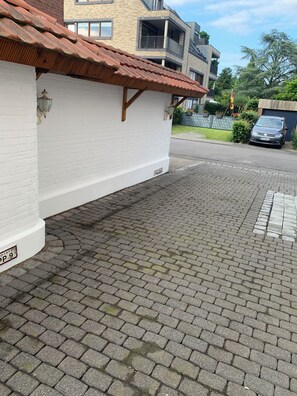 Enceinte de lâhĂ©bergement