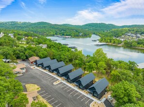 Exterior - 2BR Duplex Cabin w/Community Pool + Boat dock (Branson West)
