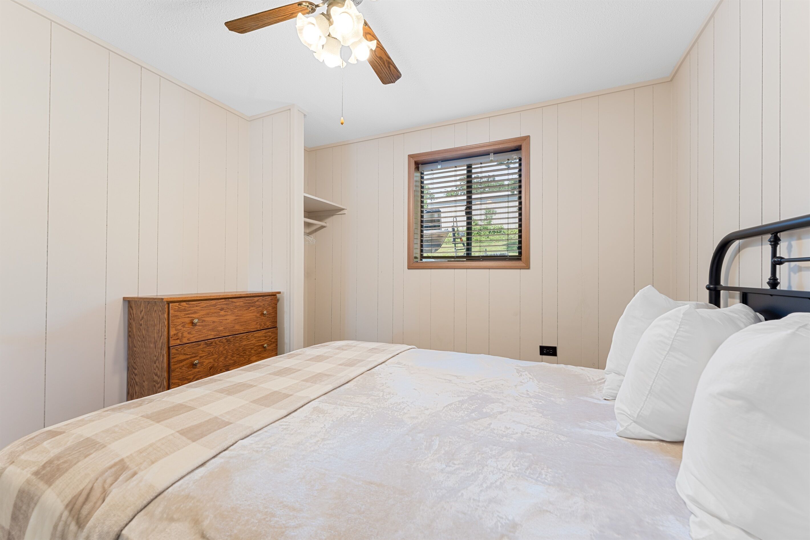 2 habitaciones, wifi gratis y ropa de cama 