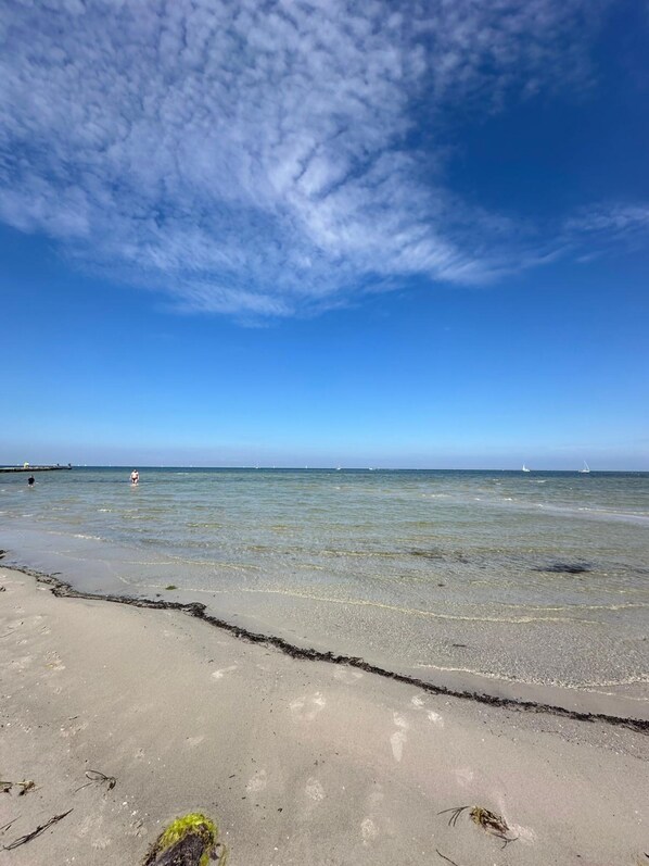 Beach - Moderne und Strandnahe Wohnung. Sehr Zentral! (Heikendorf)