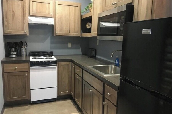 Mikrobølgeovn, ovn, kaffe-/temaskine, brødrister