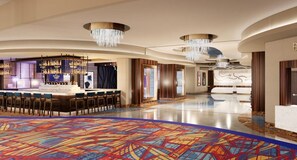 3 bars/lounges