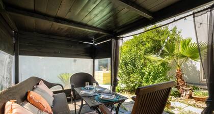 Holiday Home 'Ponente' with Shared Terrace, Wi-Fi and Air Conditioning