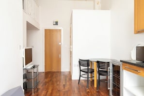 Interior - Flat in London (London)