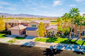 Exterior - #1 Terra Lago Golf/Lake and Mountain Views (Indio)