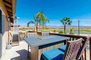 Outdoor dining - #1 Terra Lago Golf/Lake and Mountain Views (Indio)