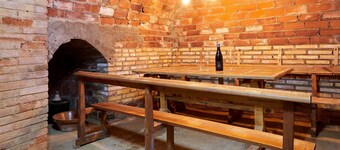 Country House 'Casa Visi' with Shared Terrace, Private Garden and Wi-Fi