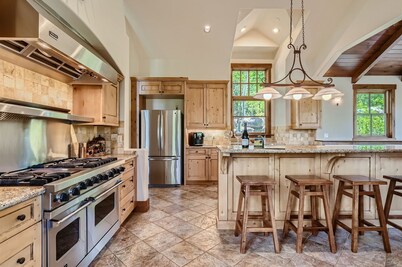 155 E. Timber Draw - Perfect Cabin in the Woods