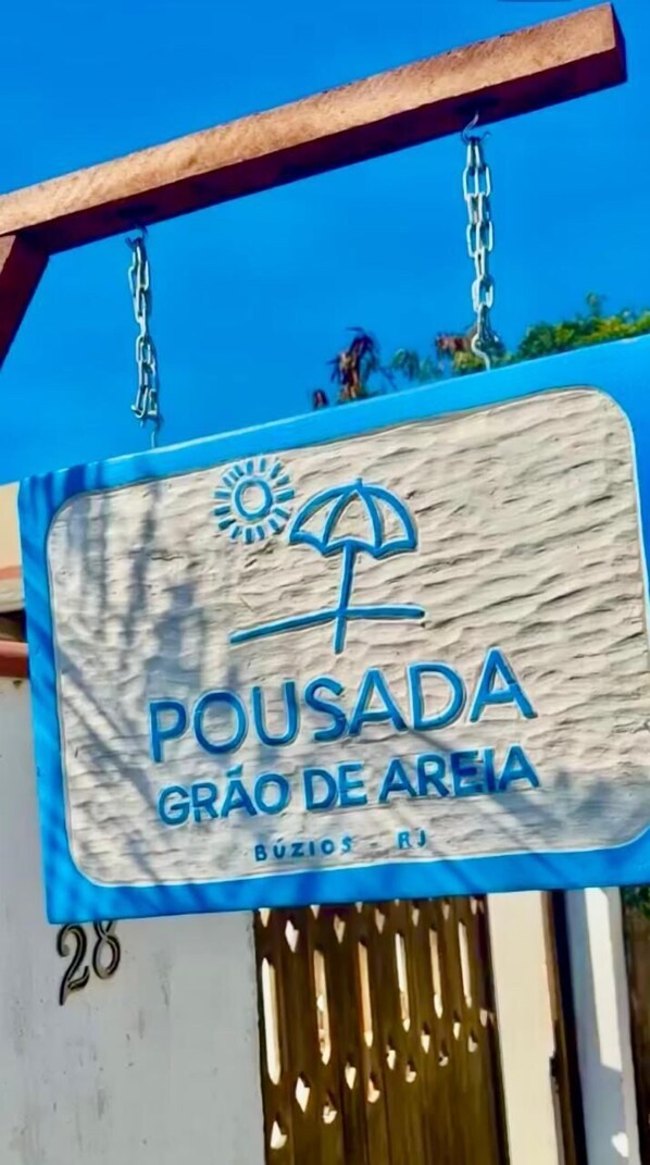 Front of property - Pousada Grão de Areia (Búzios)