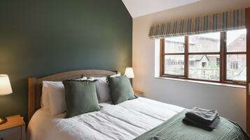 3 bedrooms, free WiFi, bed sheets