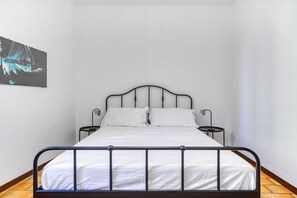 2 habitaciones, wifi gratis y ropa de cama
