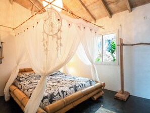 3 bedrooms, travel crib, WiFi, bed sheets - Complete relaxation at Villa Lakaz with its spacious terrace and private pool. (Le Moule)