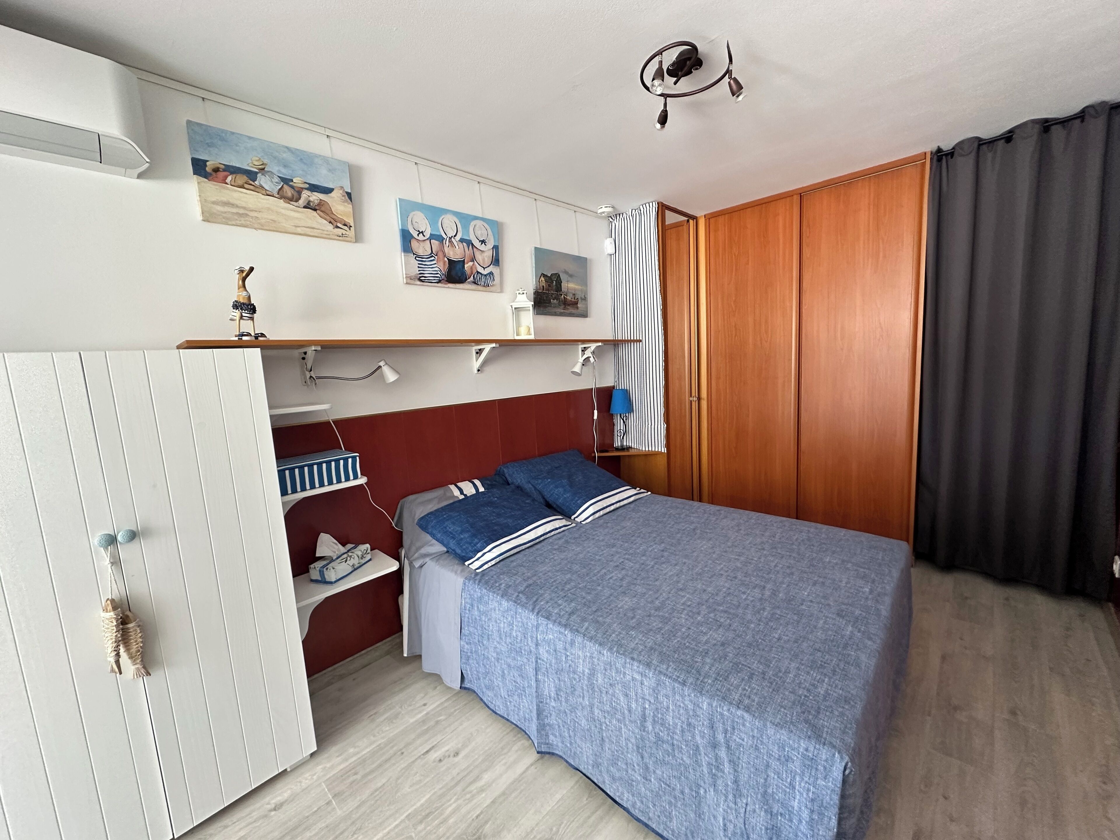 1 bedroom, desk, iron/ironing board, free WiFi