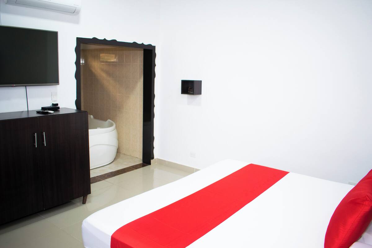Suite junior, vistas al jardín | 1 dormitorio y wifi gratis